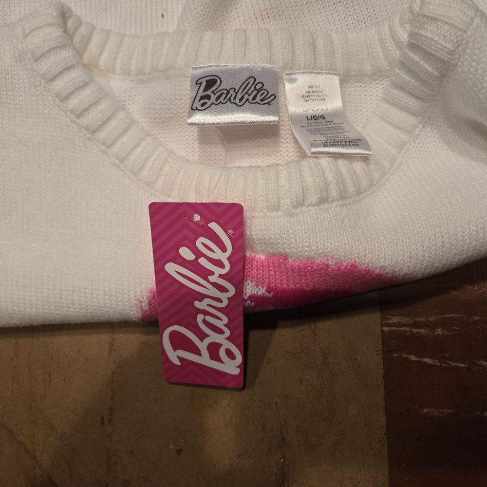 Barbie hpt pink and cream sweater in a misses size large brand new with tags - Picture 5 of 7